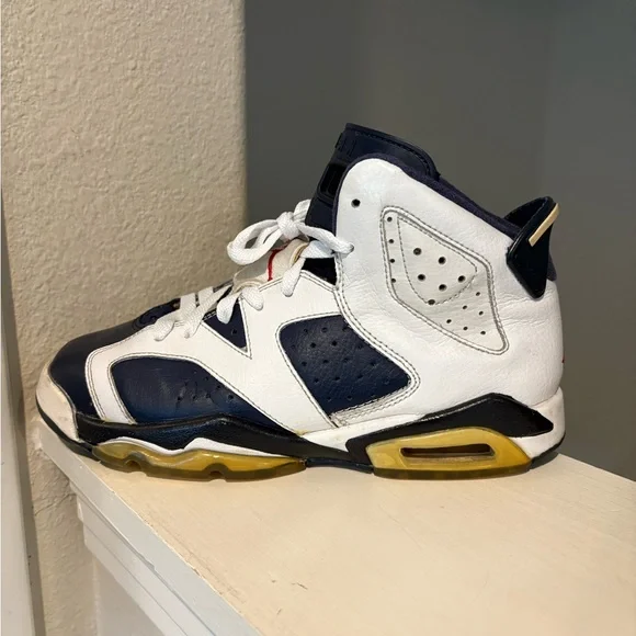Nike Air Jordan VI 6 Retro 2012 Olympic White Navy Blue 384665-130 Size 5.5Y - Picture 4 of 9